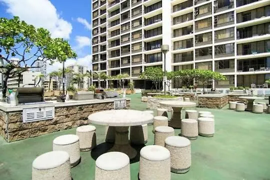 Waikiki Banyan Condo With Mountain Views Near Waikiki Beach, Free Parking Гонолулу Апартаменты