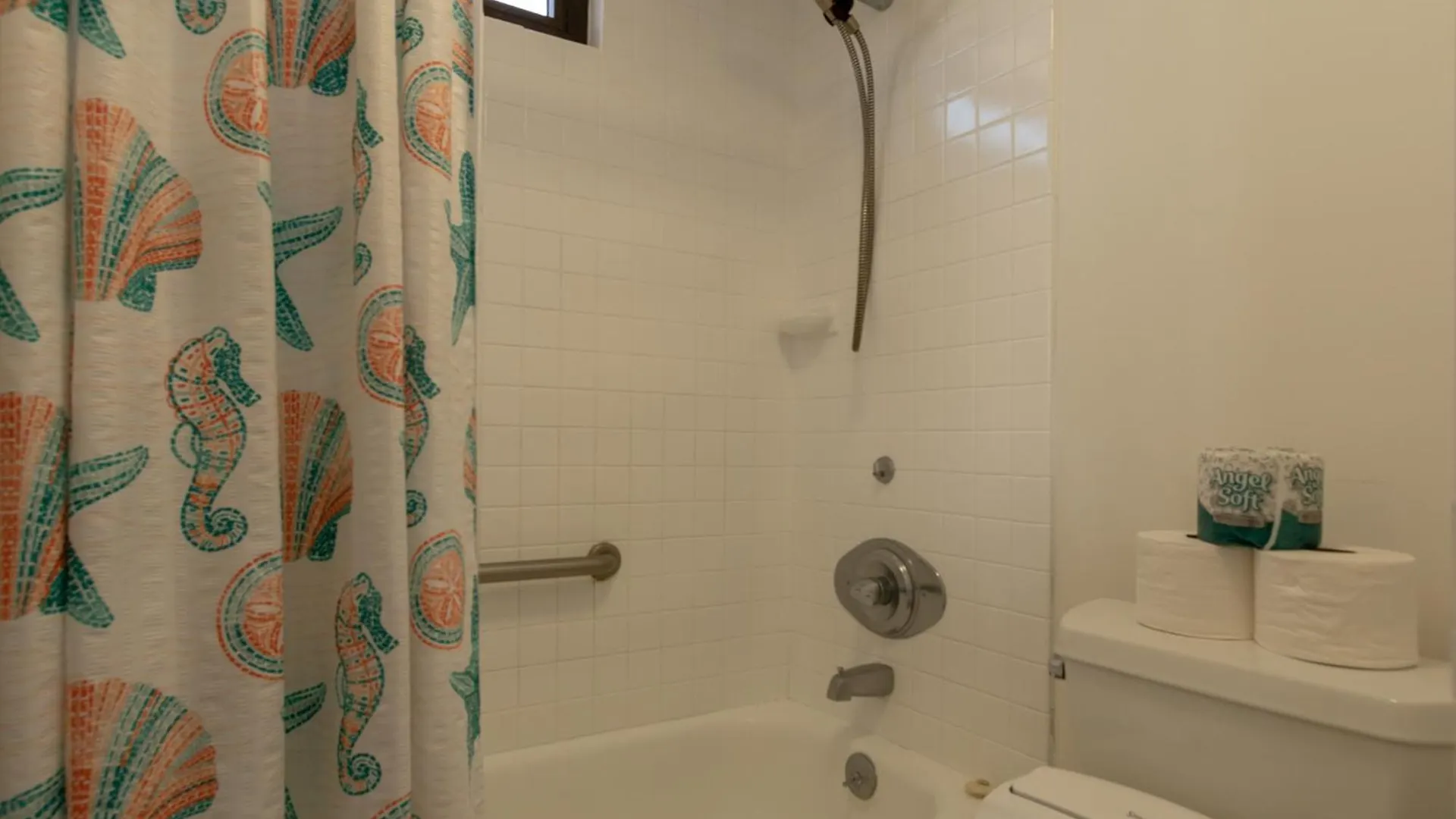 Waikiki Banyan Condo With Mountain Views Near Waikiki Beach, Free Parking Гонолулу 0*,  США