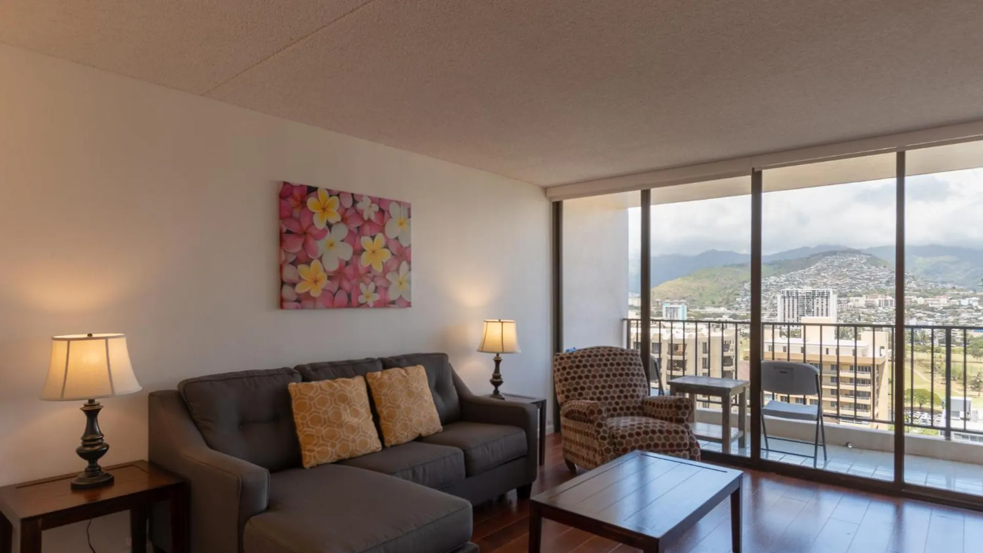 Lejlighed Waikiki Banyan Condo With Mountain Views Near Waikiki Beach, Free Parking Honolulu